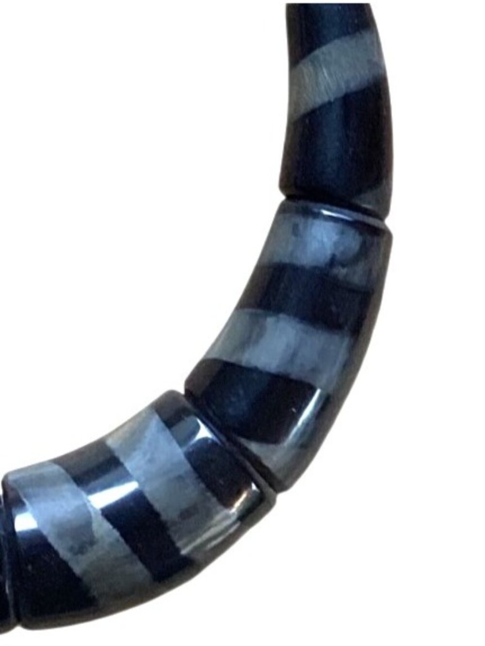 Vintage Chunky Wood and Lucite Collar Necklace in Black 1970s or Older - Picture 4 of 5